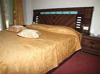 Green House Hotel & Restaurant Tirana 4*,  Albania